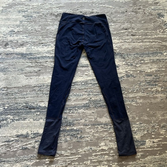 Athleta Leggings - Picture 4 of 8